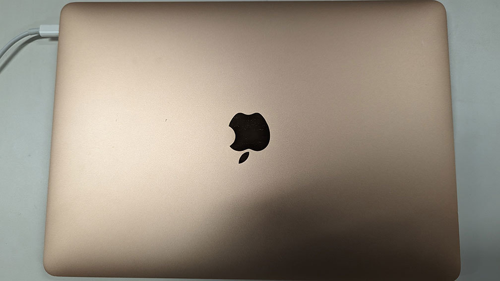【 中古 】Apple MacBookAir 13inch core-i5 16GB 500GB _画像4