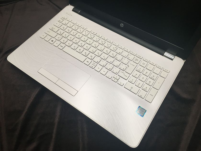 Hewlett-Packard/ノート/第6世代Core i3/メモリ8GB/webカメラ有/OS無/記憶媒体無_キーボード接写１