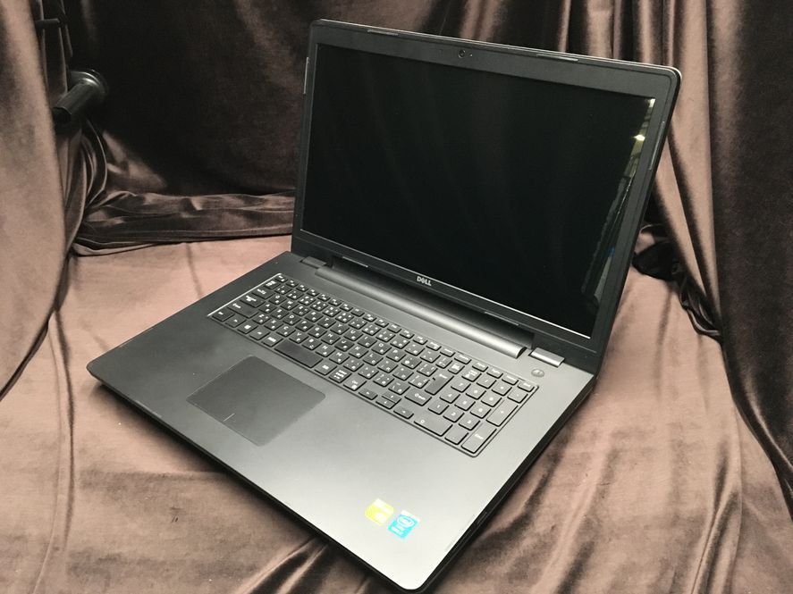 DELL/ノート/第4世代Core i7/メモリ8GB/webカメラ有/OS無/記憶媒体無_正面 M