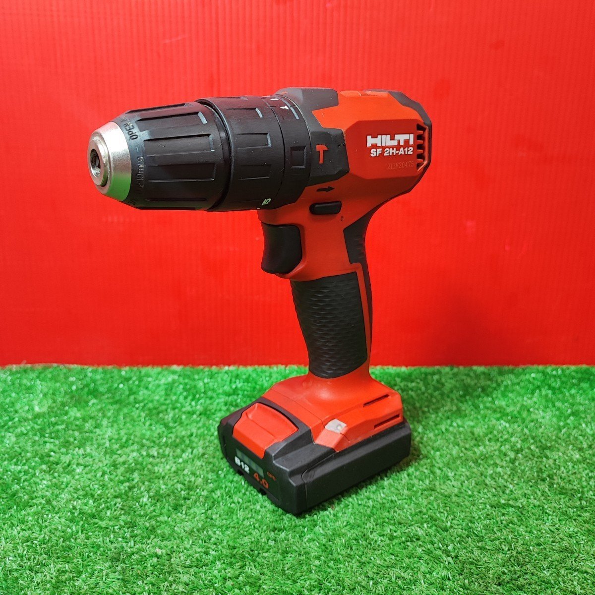 【中古品】ヒルティ ヒルティ HILTI 充電式インパクトドライバ・ドリル SID 2-A12 ・SF 2H-A12_画像4