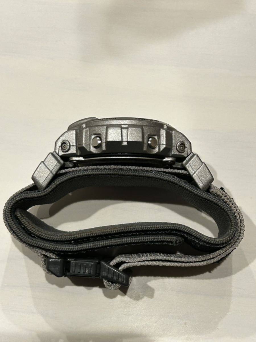 CASIO GSHOCK ジーショックDW 6900 200m防水グレー色ナイロンベルト美品_画像2