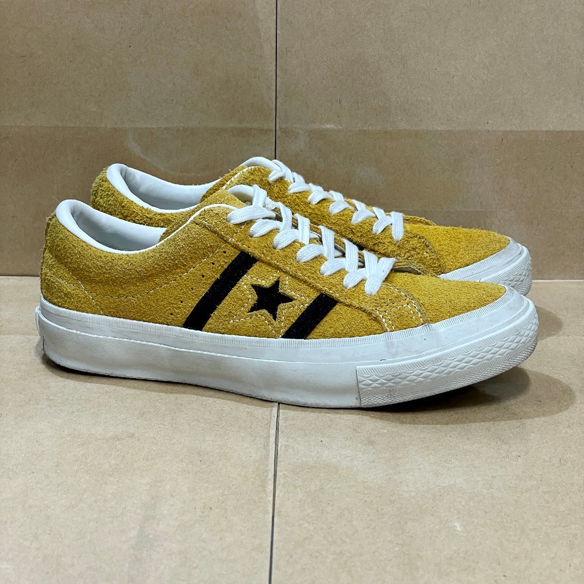 23cm converse STAR & BARS SUEDE 1CK883 コンバース スター アンド バーズ スエード ゴールド メンズ スニーカー GQ H98857_画像1