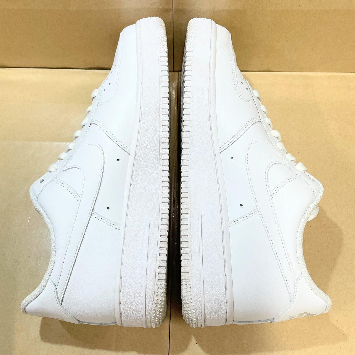 28.5cm NIKE AIR FORCE 1 AF1 07 CW2288-111 ナイキ エアフォース 1 ホワイト メンズ スニーカー WY H99955_画像4