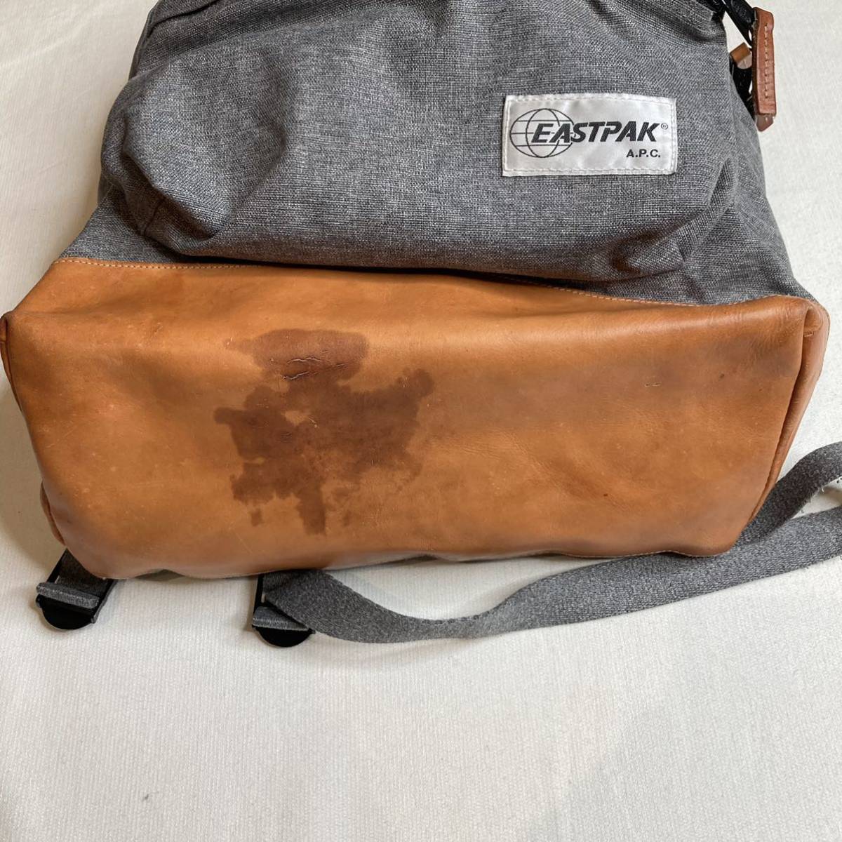 A.P.C アーペーセー EASTPAK イーストパック バックパック レザー ナイロン グレー　　リュック デイパック _画像5