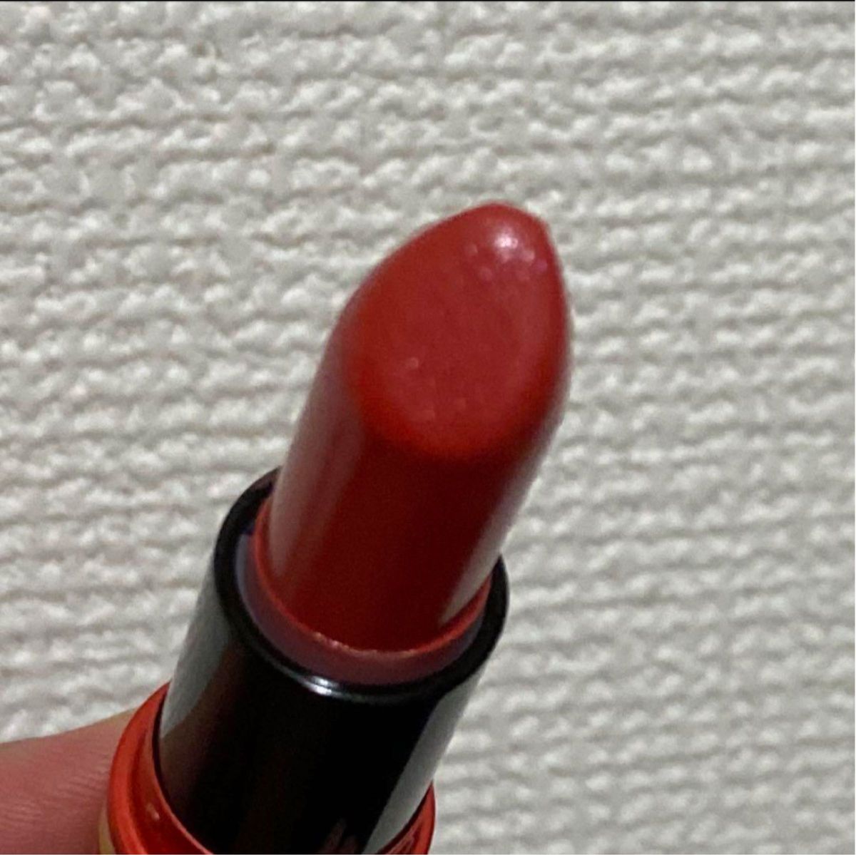 MAC リップスティック　クリームシーンハイビスカス