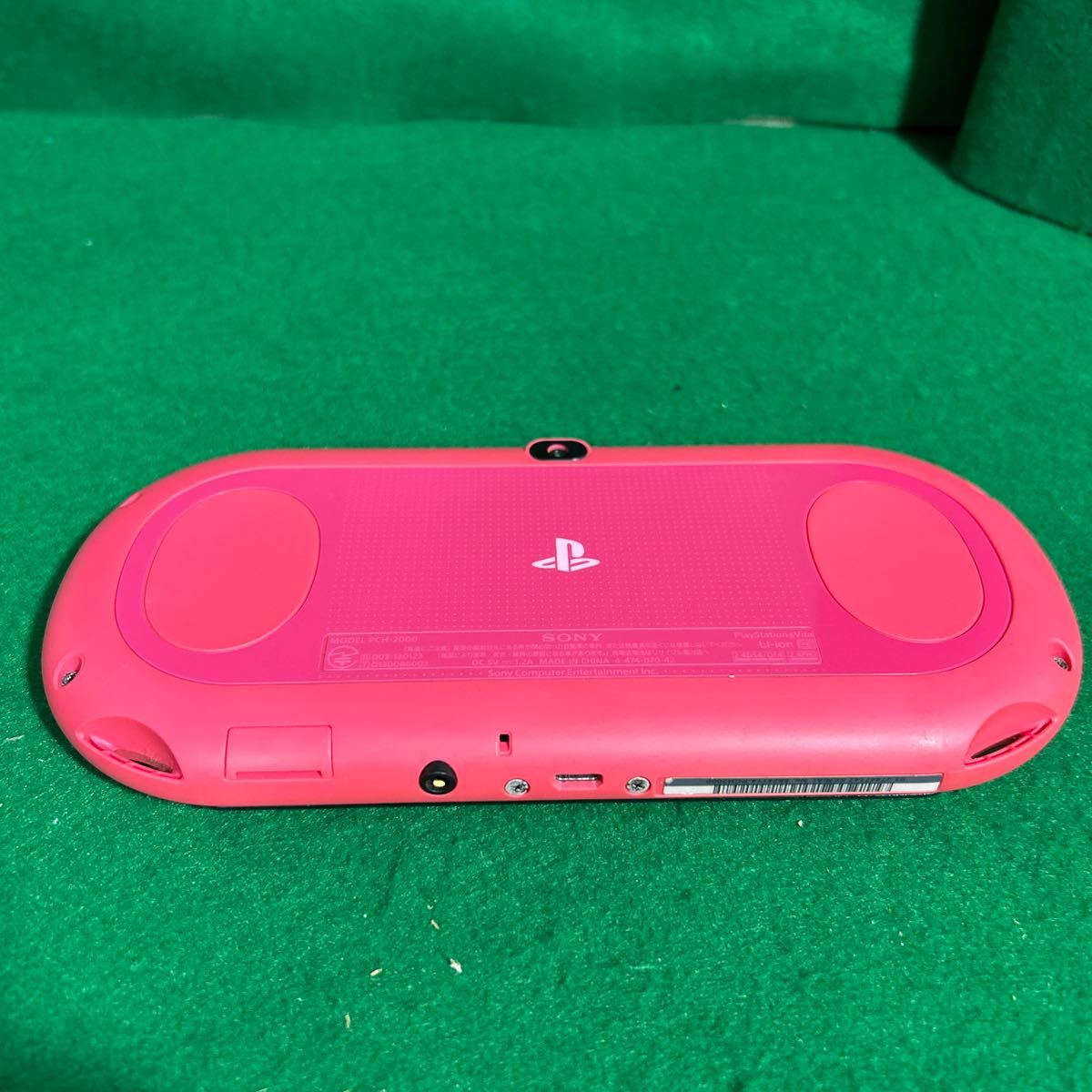 PS Vita PCH-2000 PlayStation Vita ピンク　動作良好　不具合なし　綺麗　本体のみ　SONY VITA 1円スタート_画像2