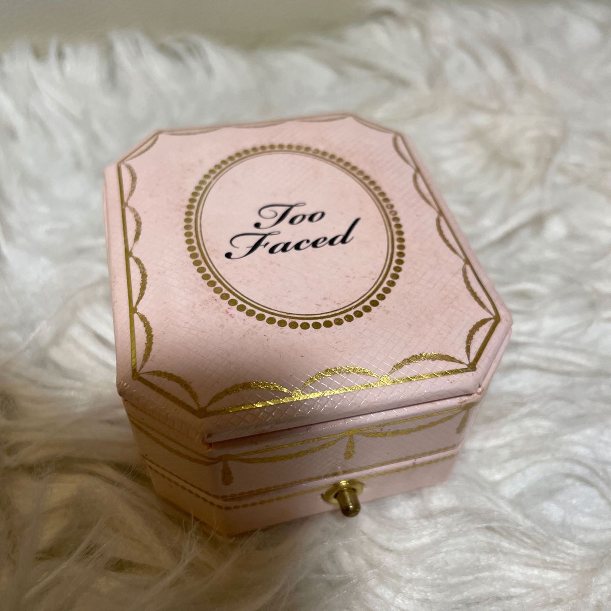 Too faced ハイライター
