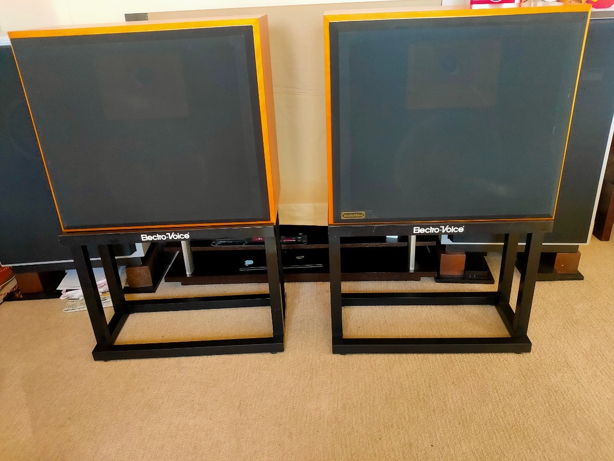 ELECTRO-VOICE electro voice Sentry 500 SFV stand attaching ELECTRO-VOICE electro voice Sentry 500 SFV stand attaching