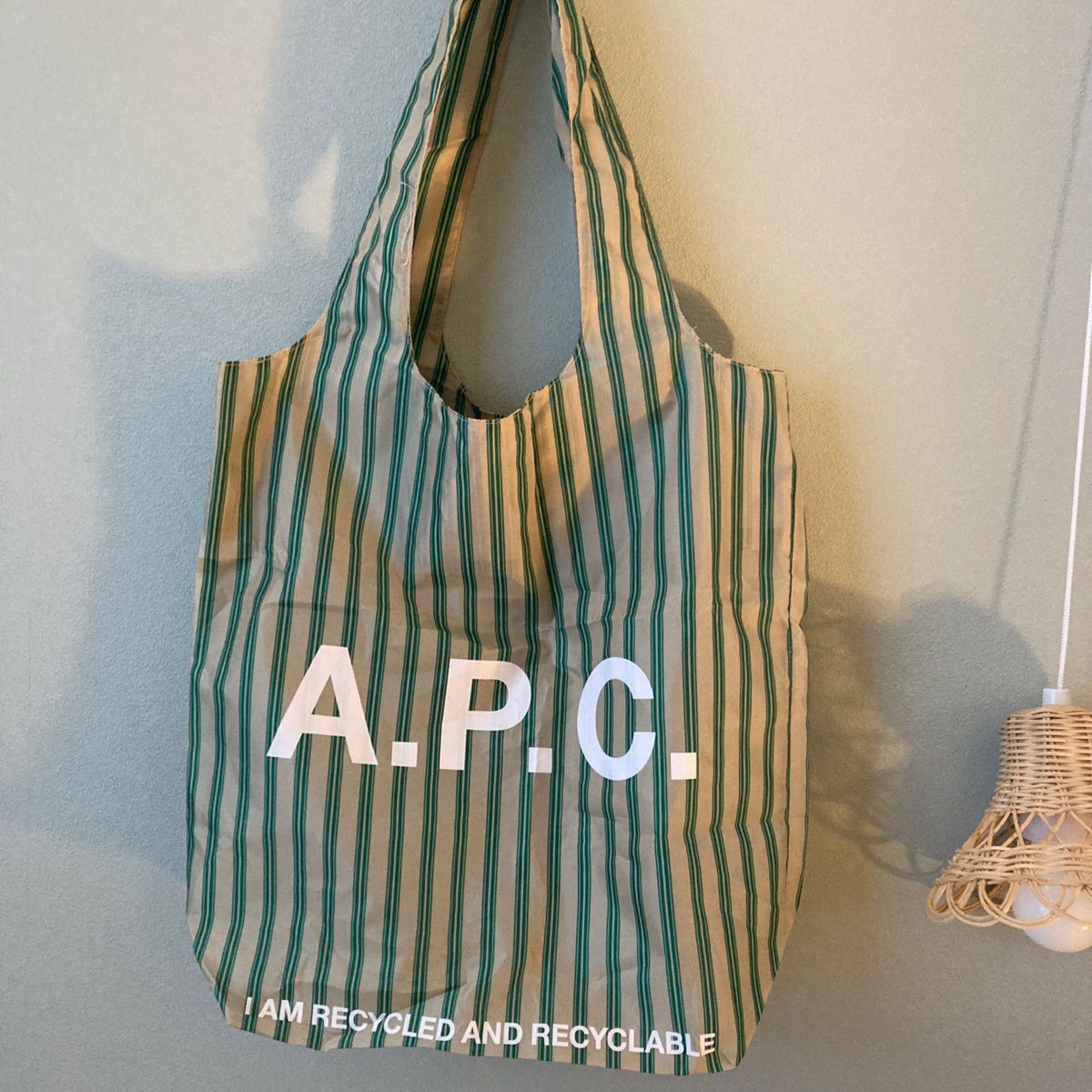 apc ショッピングバッグ 限定　トートバッグ エコバッグ　ストライプ　グリーン ロゴエコバッグ　サブバッグ