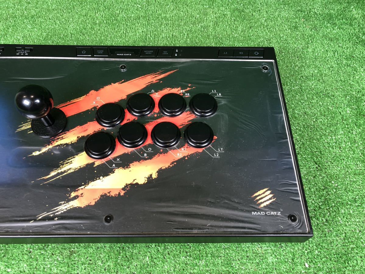 2-398] Junk MAD CATZ mud Cat's tsuEGO arcade stick 