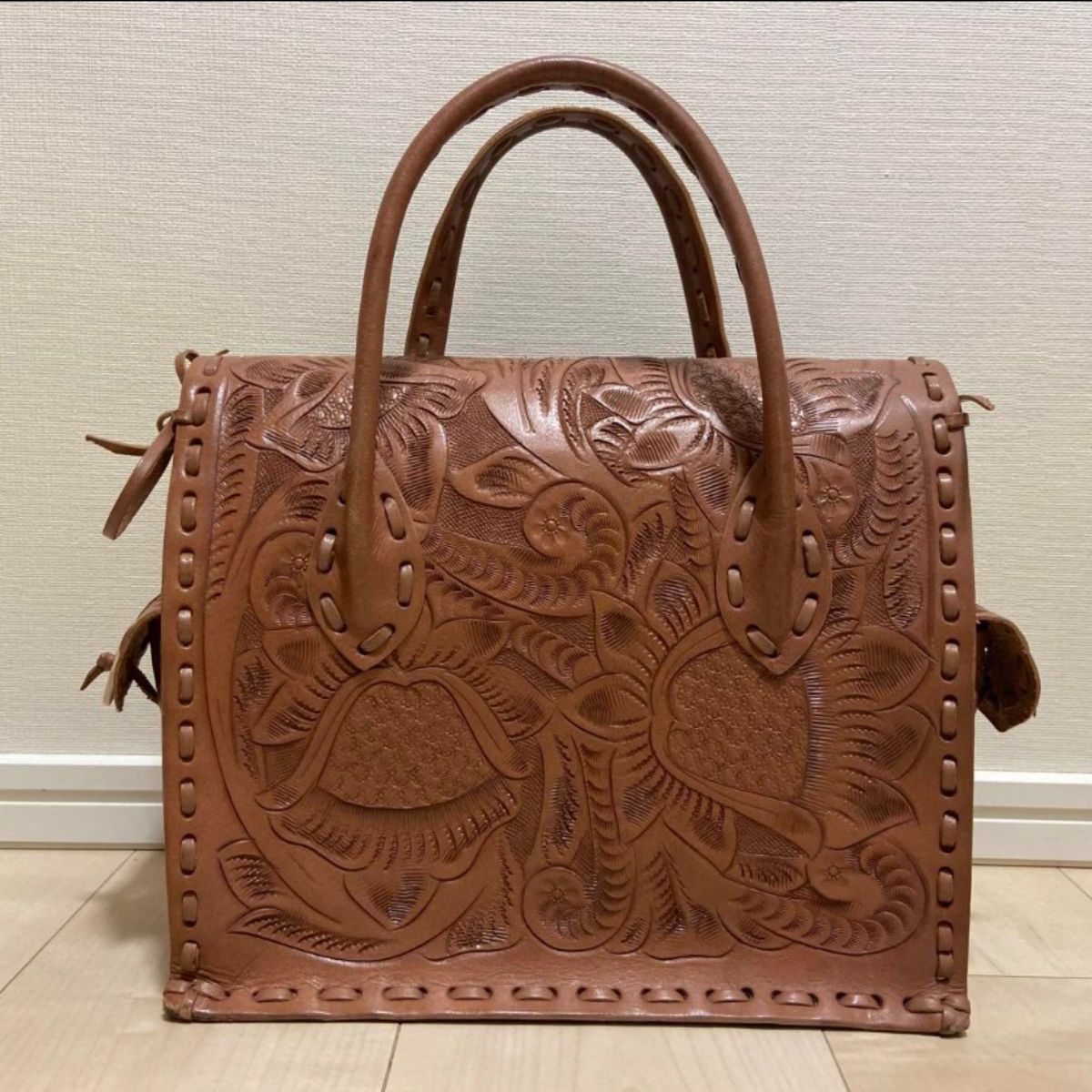 GRACE CONTINENTAL CARVING TRIBES カービング ハンドバッグ グレース GRACE CONTINENTAL CARVING TRIBES カービング ハンドバッグ グレース