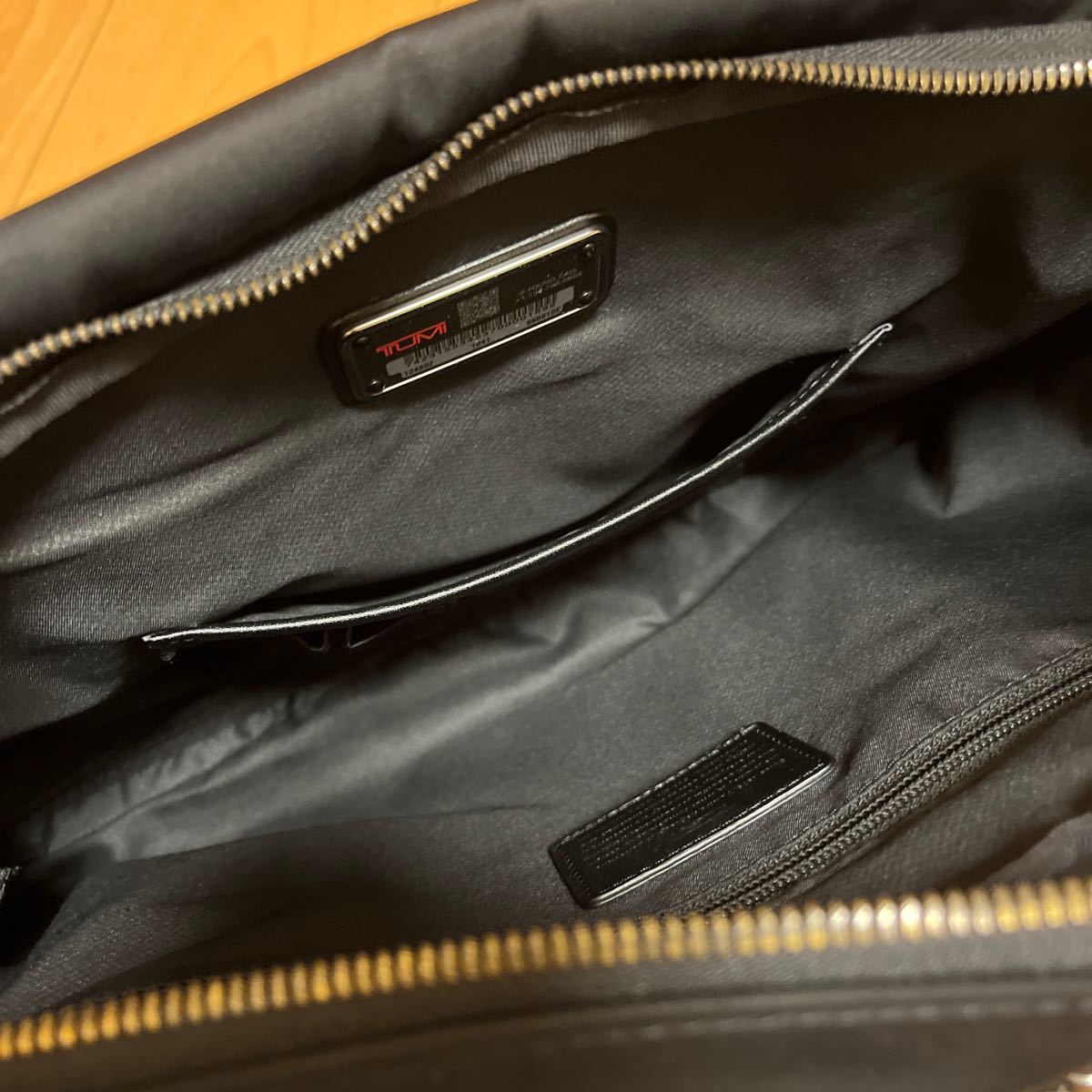 TUMI トゥミ 3wayバッグ レザー×ナイロン ブリーフケース 66081DE ビジネスバッグ リュック ショルダー トートバッグ 収納多数 機能性 黒 