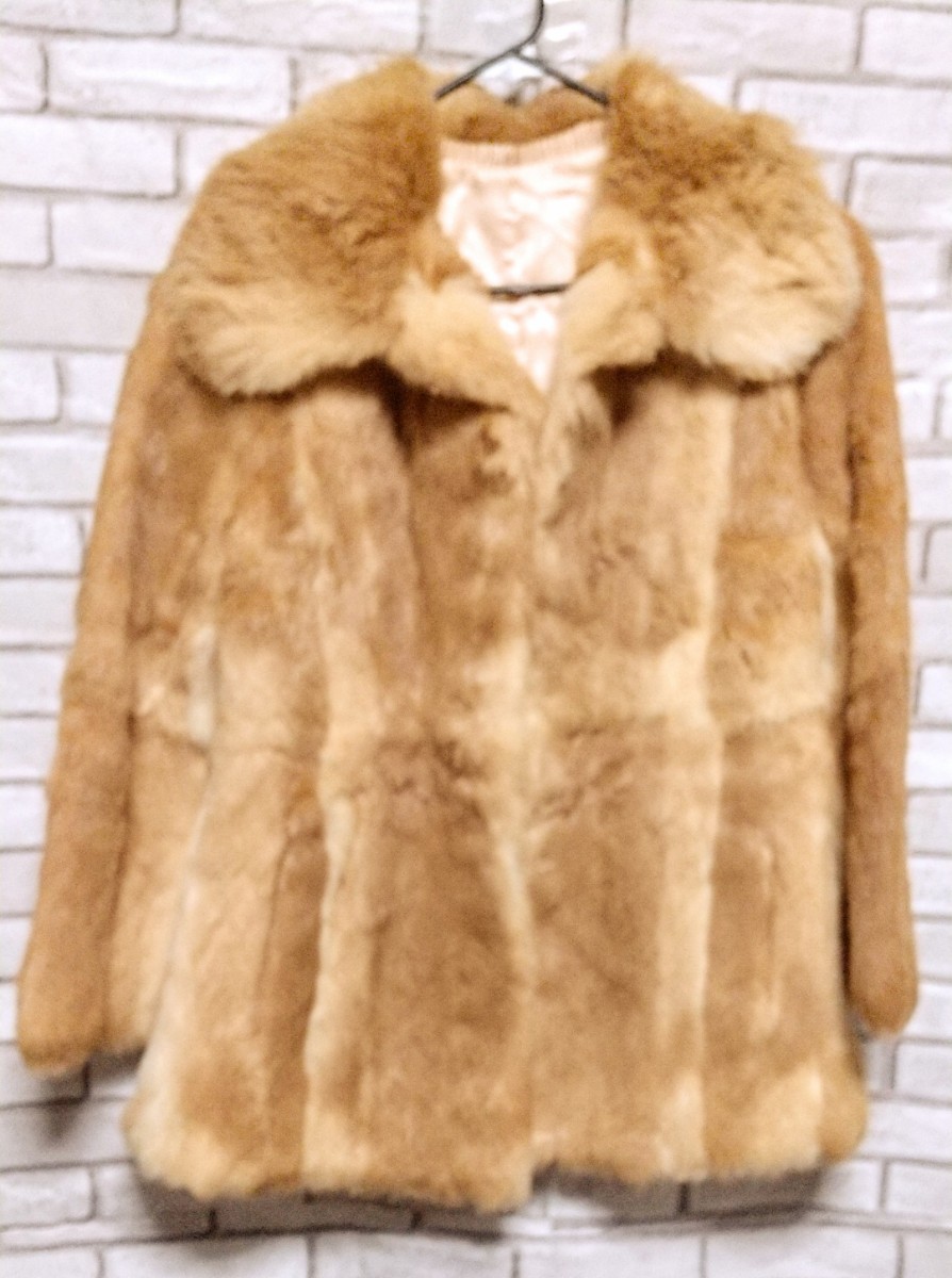 美品 リアル毛皮コート ラパン毛皮コート 艶やかな毛皮コート 手触り良い 毛皮 黄金色です。_画像2