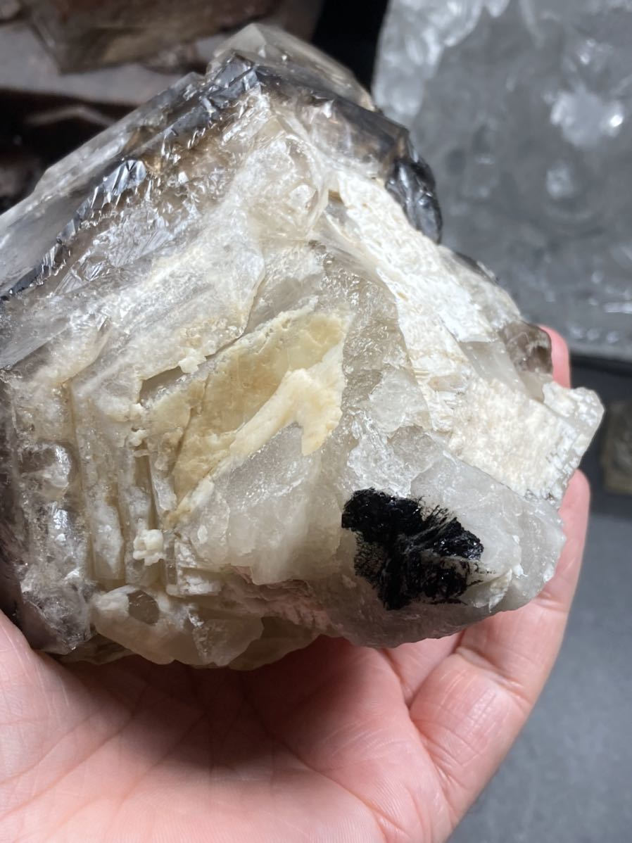 ブラジル産 エレスチャルクオーツ(骸骨水晶) 約1217g 磨きなし ブラジル産 エレスチャルクオーツ(骸骨水晶) 約1217g 磨きなし