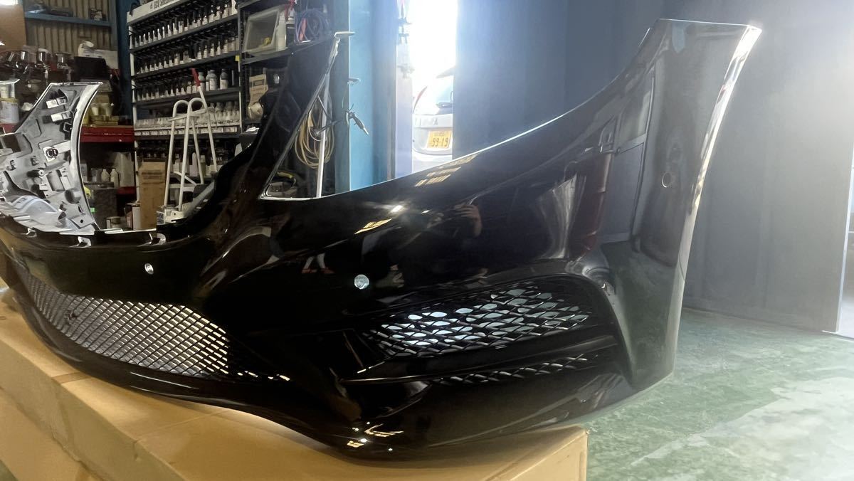 メルセデスベンツ Sクラス w222 フロントバンパー　美品　AMG スポーツパッケージ　ブラック　197_画像2