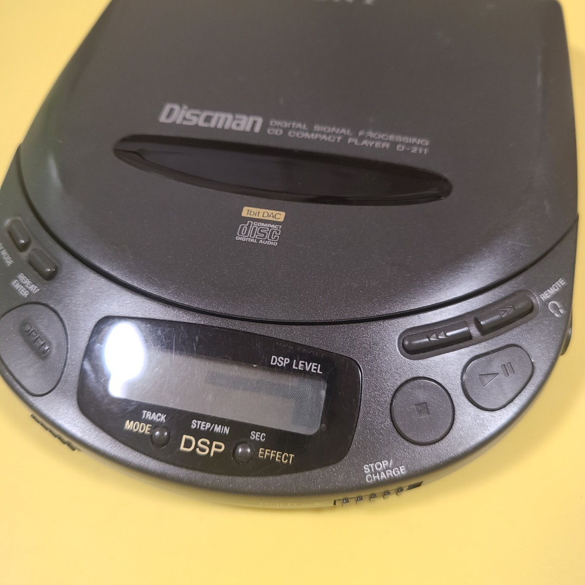 ◆◇ ソニー/SONY Discman D-211 CDプレーヤー・ディスクマン 中古　本体 リモコン付き◇◆_画像5