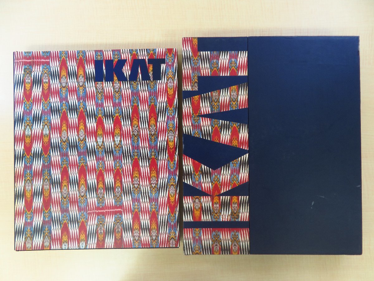 【送料無料】 Asia Central of silks Ikat The Collection Goldman Guido その他