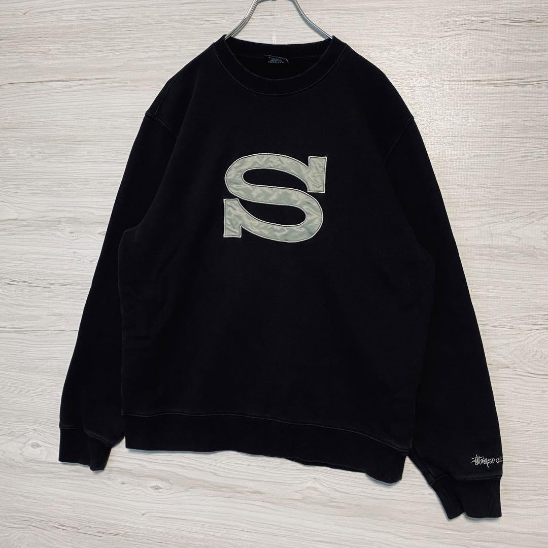 【希少デザイン】 STUSSY ステューシー　スウェット　Sロゴ　センター刺繍ロゴ　ビッグロゴ　一点物　入手困難　ストリート　ユニセックス