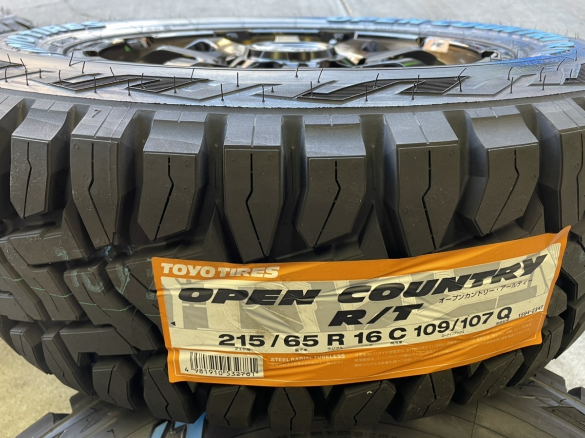 4本セット MAD CROSS GRACE 16x6.5J 6/139.7 +48 BRC/BK TOYO OPEN COUNTRY R/T 215/65R16 ホワイトレター キャラバン E25 ワゴン_画像5