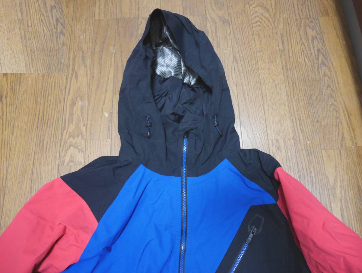 ★☆中古良品！ Burton ak バートン エーケー 2L cyclic jacket Lサイズ 青赤黄黒 ゴア ジャケット GORE TEX ウェア スノーボード 送料無料_全体的に目立つキズはございません。