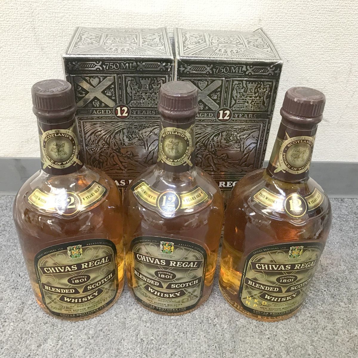 Y257-I48-903■ CHIVAS REGAL シーバスリーガル 12年 3点セット スコッチウイスキー 750ml 43度 お酒 ※未開栓 箱付き ⑯_画像1