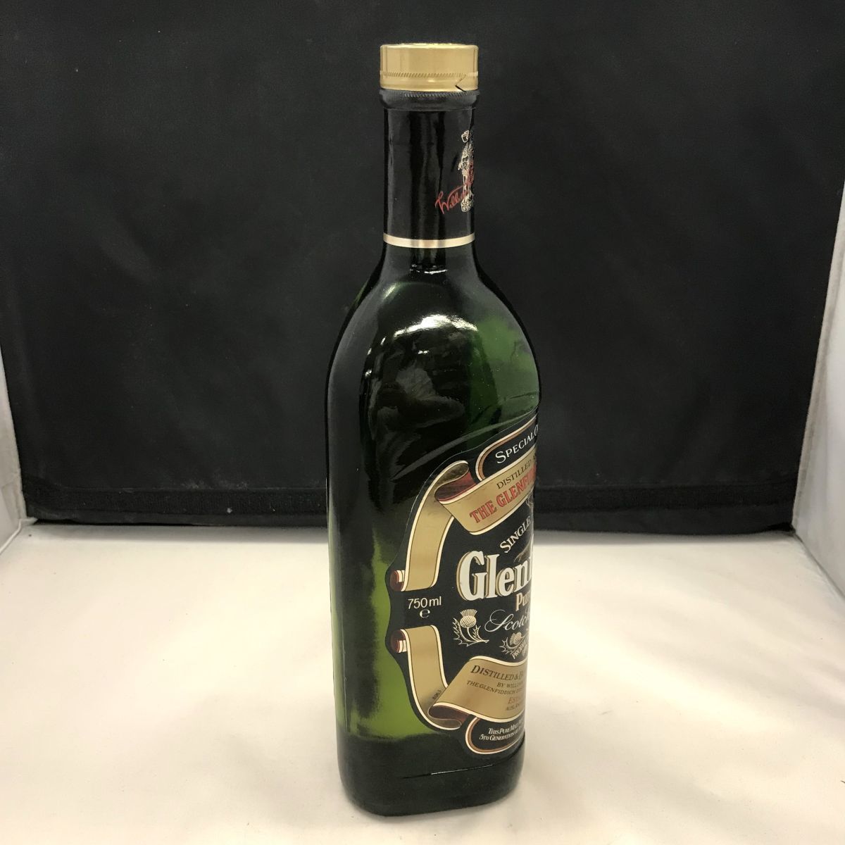 Y103-I37-3572 未開栓 Glenfiddich グレンフィディック ウイスキー シングルモルト 750ml 43％ 箱付き 酒　スコットランド産_画像4