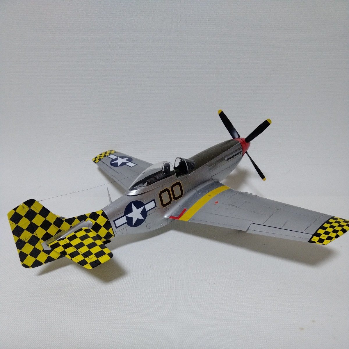 1/32 タミヤ P51D チェッカーテイル 完成品_画像4