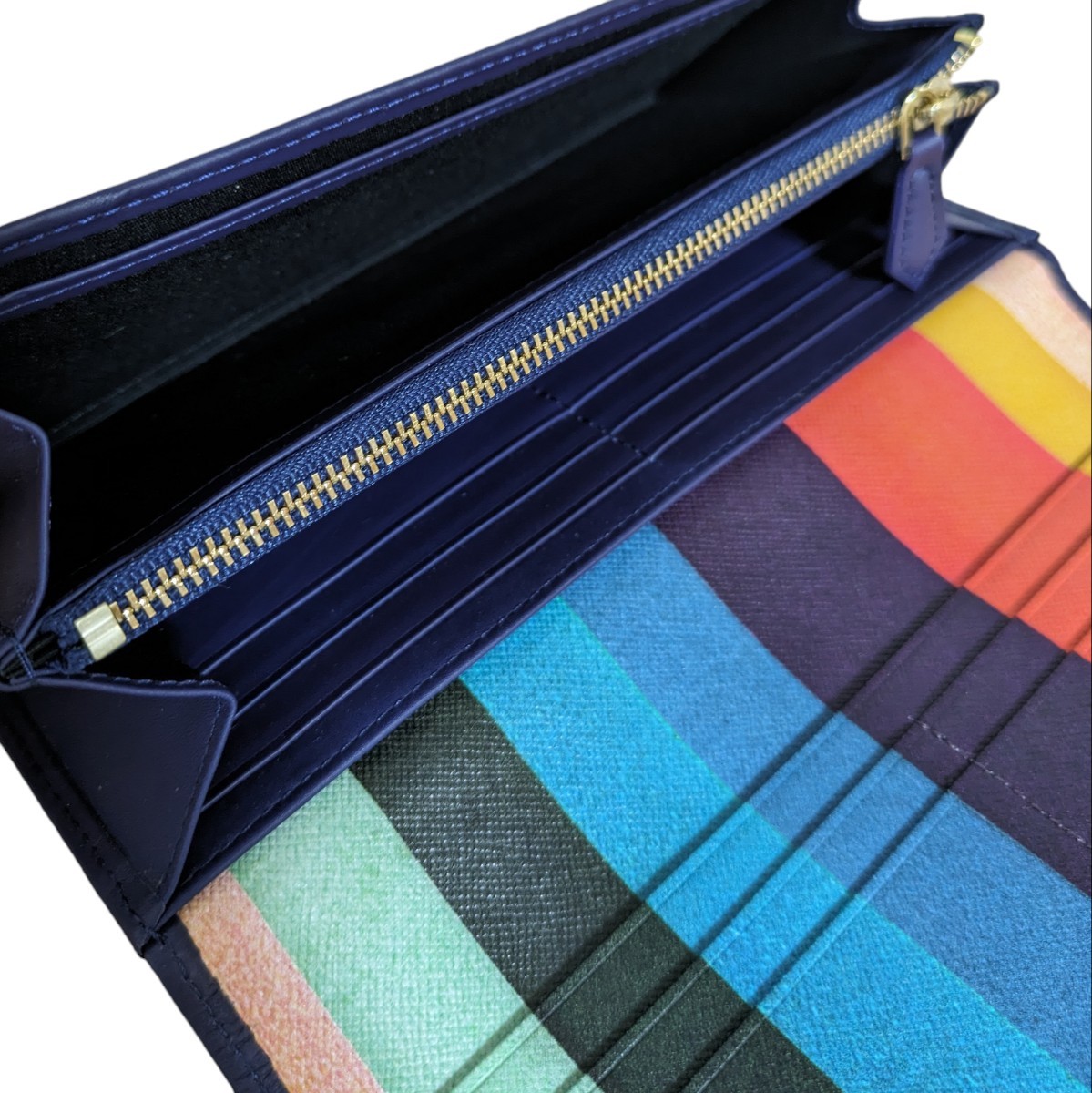 新品 ポールスミス Paul Smith 長財布 クラシックレザー 新品 ポールスミス Paul Smith 長財布 クラシックレザー