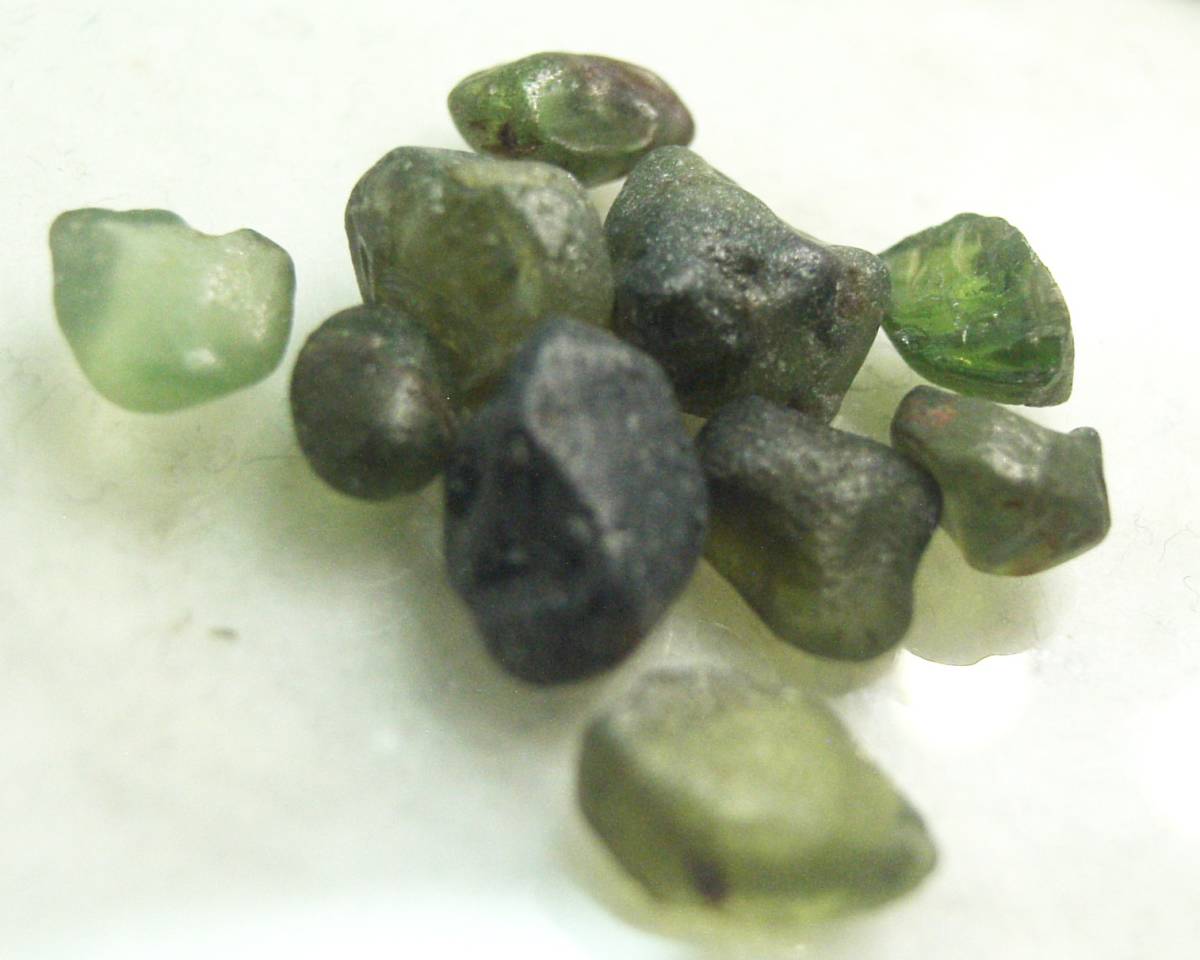 Burma*173* prompt decision bargain! Sri Lanka. . mountain . obtaining did green zircon raw ore 17ct