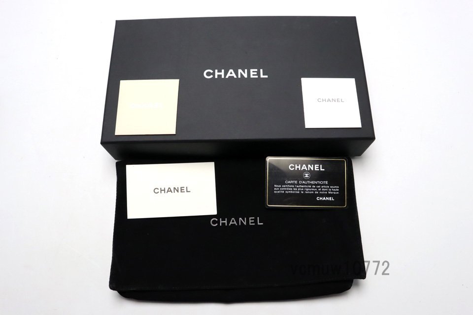 希少美中古■CHANEL 19番台 キャビアスキン マトラッセ SV金具 レザー 2つ折り長財布 シャネル■1123oo17779_画像8