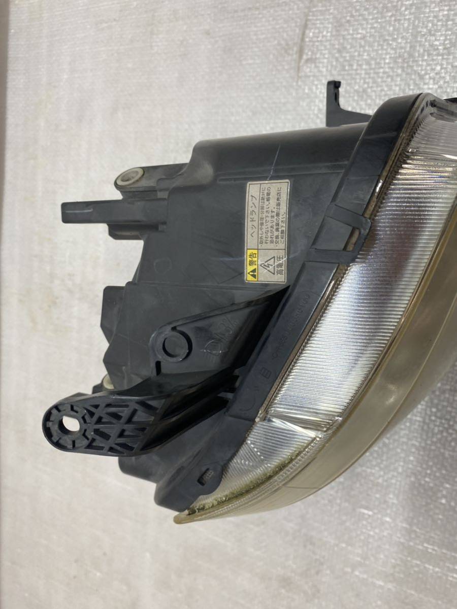 DA64W　エブリイ　ヘッドライト　右　HID　35120-68HA0　LE06H6166_画像2