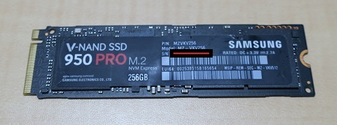 SAMSUNG　950PRO M.2 NVMExpress V-NAND SSD MZVKV256　定格中古品・製品箱あり_画像1