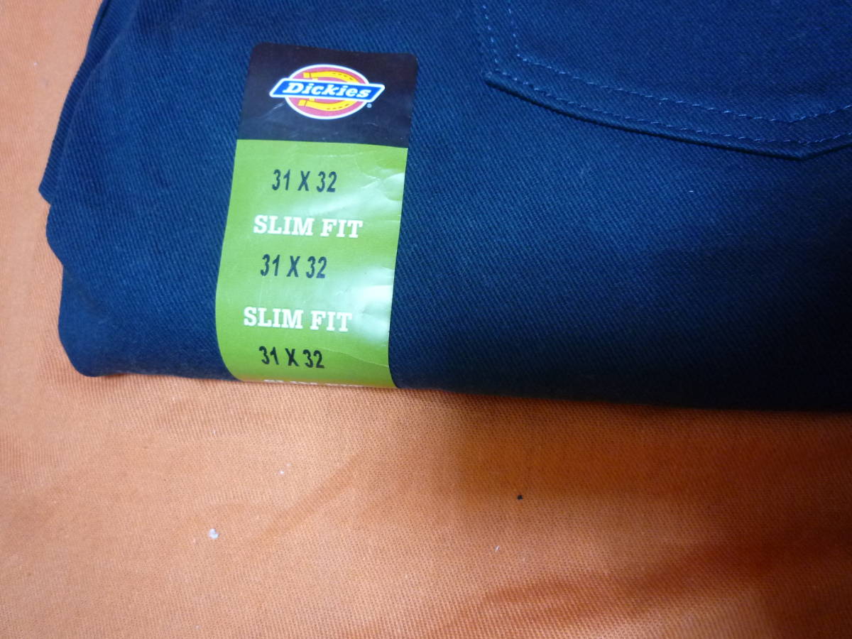 送料込　即決　早いもの勝ち　未使用　Dickies SLIM　FIT　３１×３２ ブルー　ディッキーズ_画像2