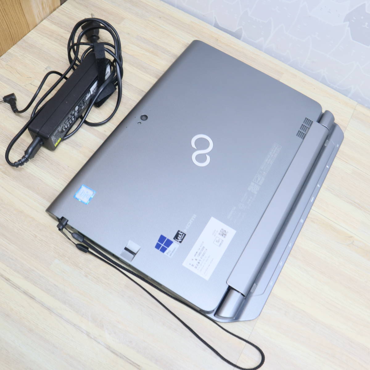 ★超美品 高性能7世代i5！M.2 SSD128GB★Q737/P Core i5-7300U Webカメラ Win11 MS Office2019 Home&Business 中古品 ノートPC★P59087_画像9