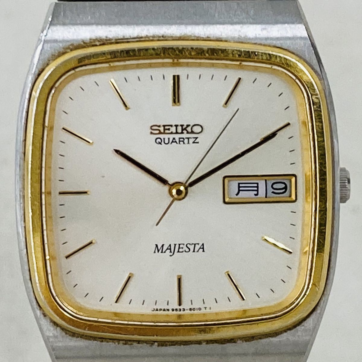 C503-H15-2062◎SEIKO セイコー MAJESTA マジェスタ 1N1536 9533-5010 クォーツ メンズ デイデイト 腕回り約16.5cm 直径約2.6cm_画像1