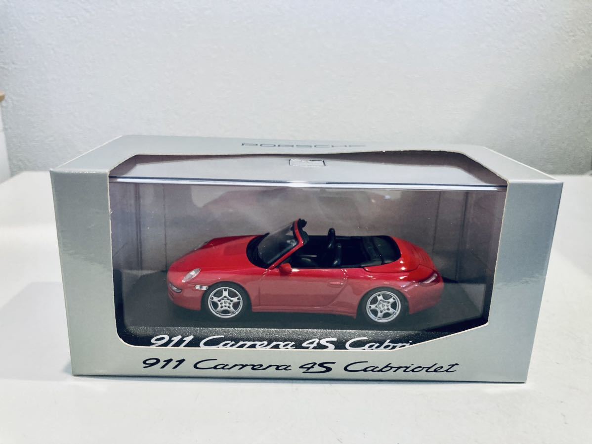 1/43 ポルシェ特注 Minichamps ポルシェ 911 Carrera 4S カブリオレ (997) Red_画像4