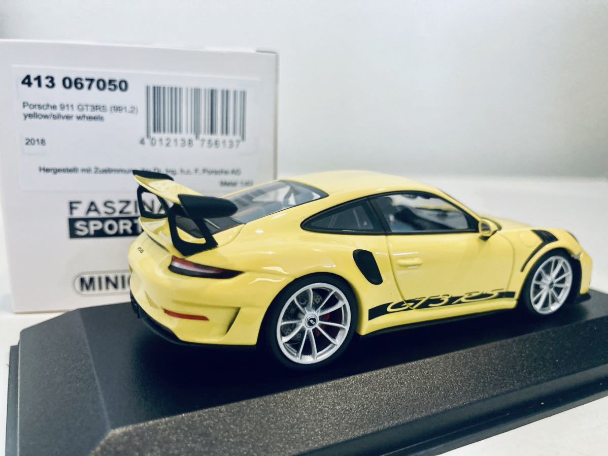 【送料無料】1/43 Minichamaps ポルシェ 911 GT3 RS (991.2) 2018 Yellow/Silver wheel_画像2