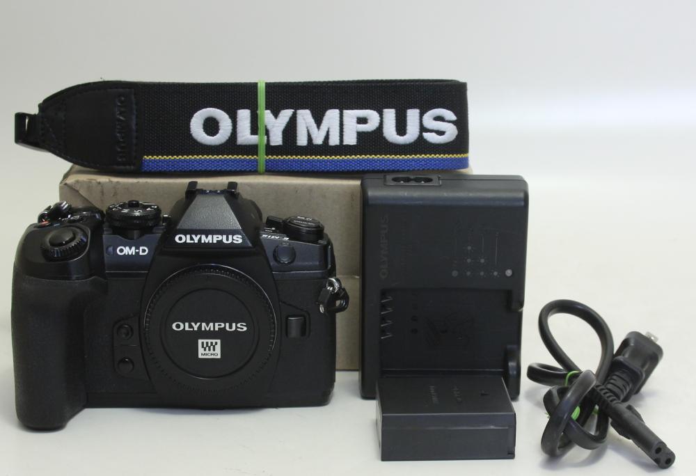 ★1円～！ OLYMPUS (オリンパス) OM-D E-M1 Mark II ボディ ★正常作動保証付(pk19-30-27)_画像1