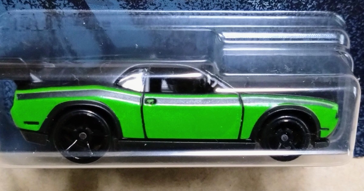 Hotwheels FAST＆ FURIOUS7 DODGE CHALLENGER DRIFT CAR ワイルドスピード　_画像2