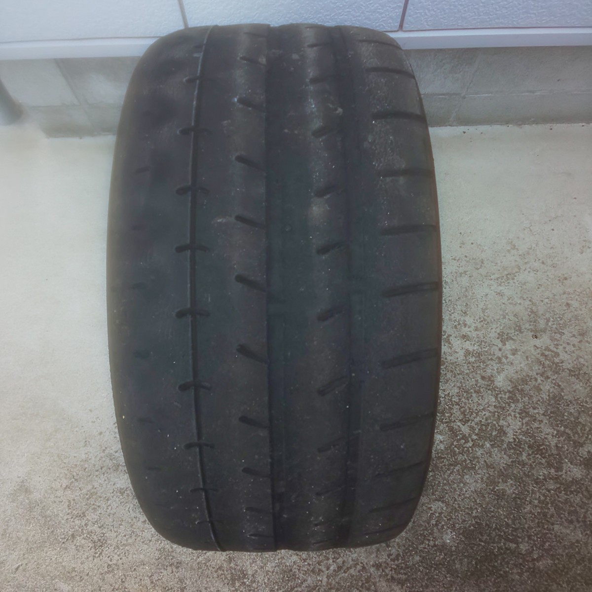 ヨコハマタイヤ ADVAN A052 255/40R17 2022年製 中古 4本_画像4