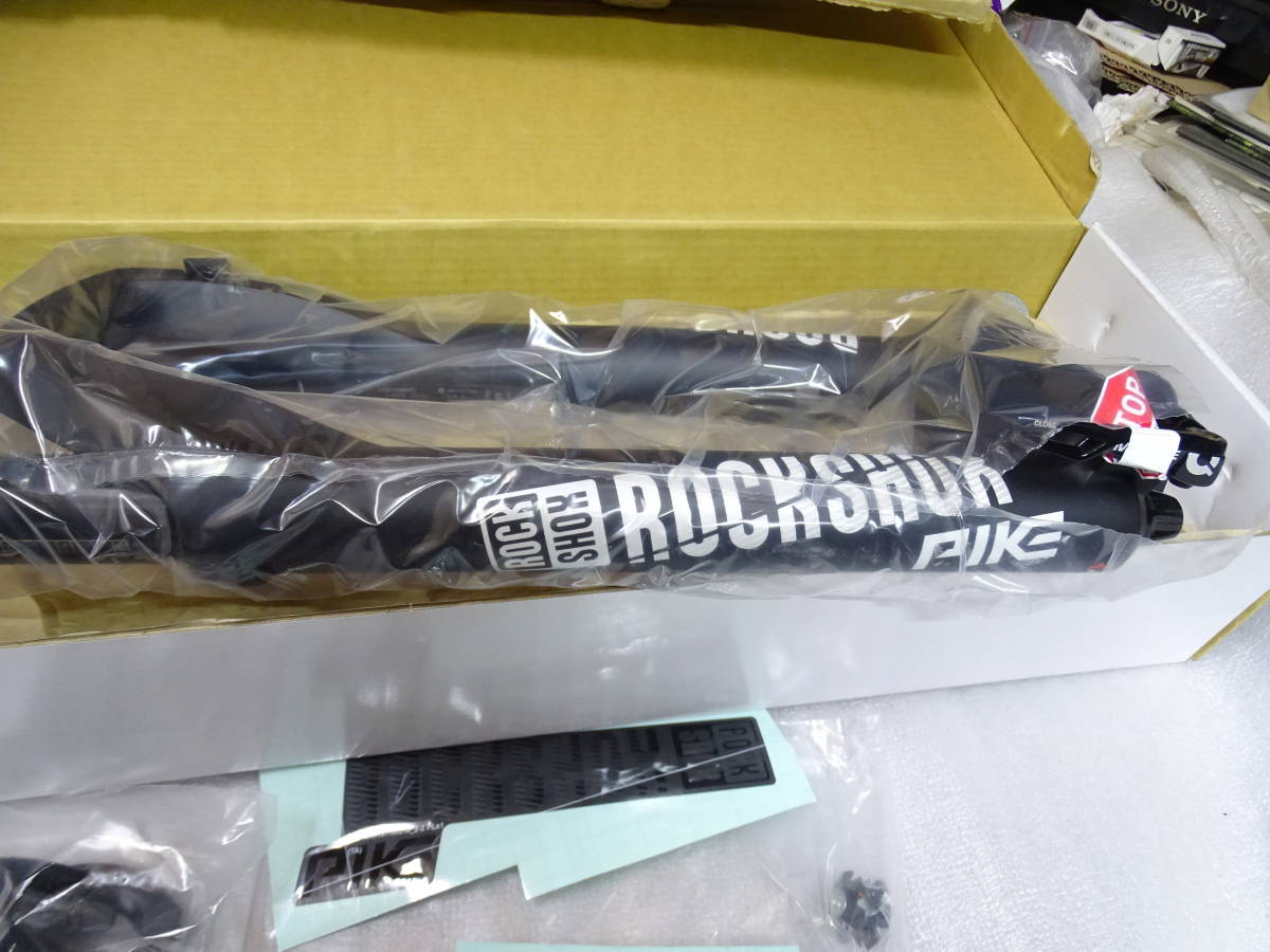新品 未使用 ROCKSHOX PIKE RCT リモート 160 140mm 両用トラベル 27.5er 15X110 boost 箱付