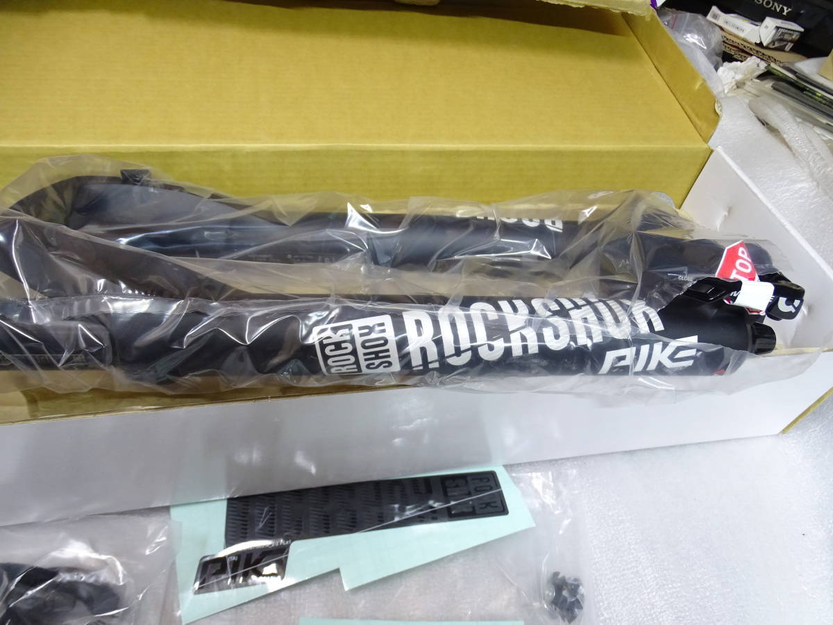 新品 未使用 ROCKSHOX PIKE RCT リモート 160 140mm 両用トラベル 27.5er 15X110 boost 箱付_画像3