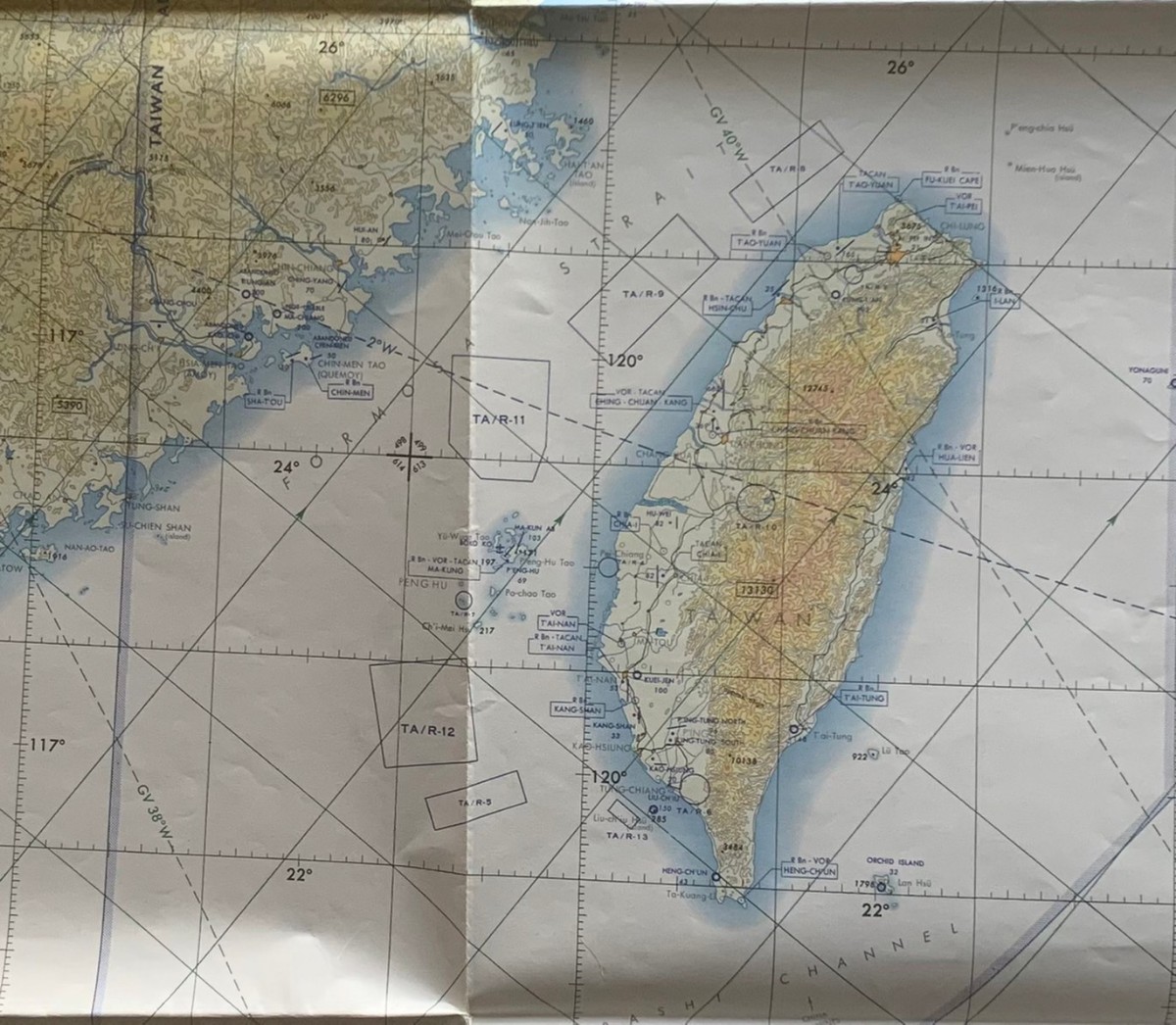 【超貴重】1967年米国空軍製作の中国沿海航空図、日本、韓国、台湾防空識別圏、台湾海峡空域、南海中国島嶼に航空禁止の警告。145×106 cm_画像2