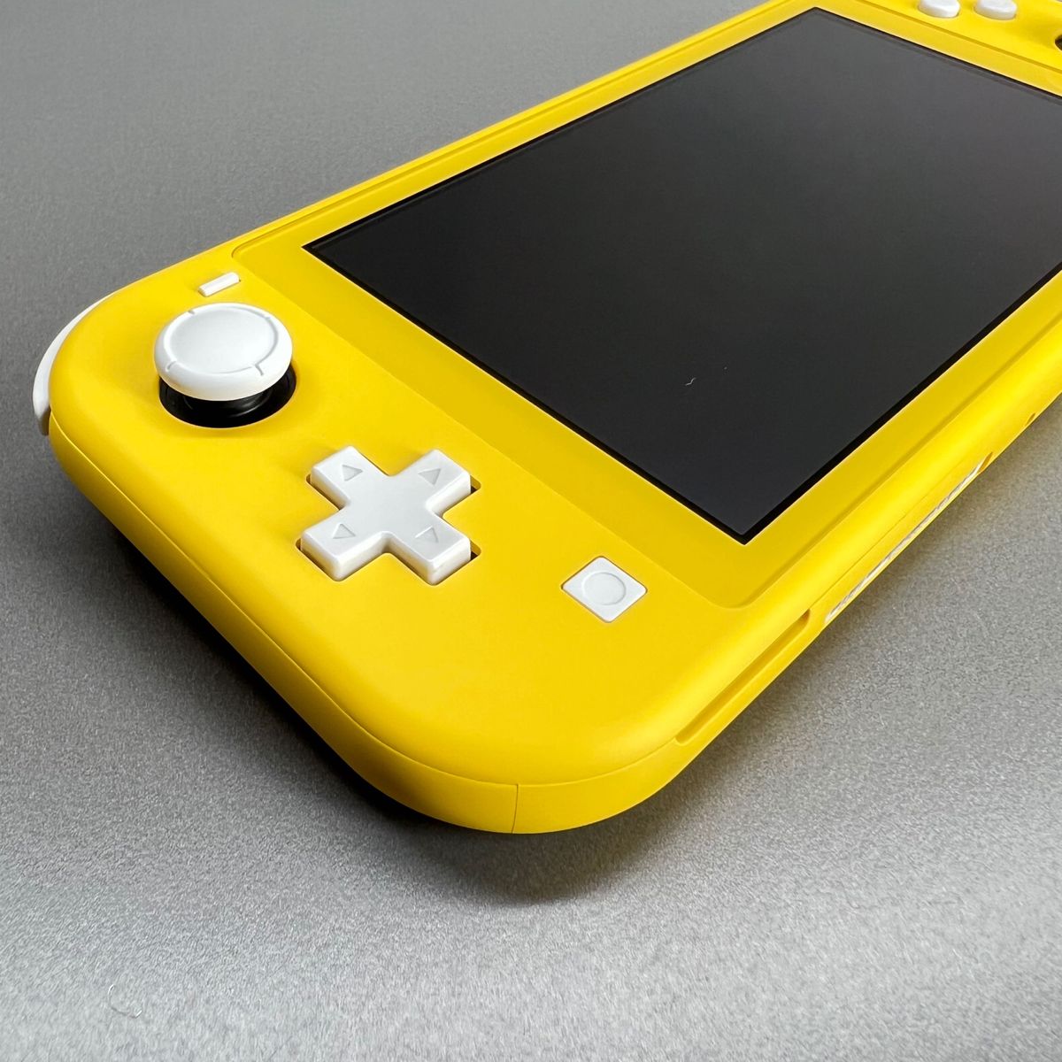 Switch Lite】スイッチライト イエロー 本体 2021年製|Yahoo Switch Lite】スイッチライト イエロー 本体 2021年製|Yahoo