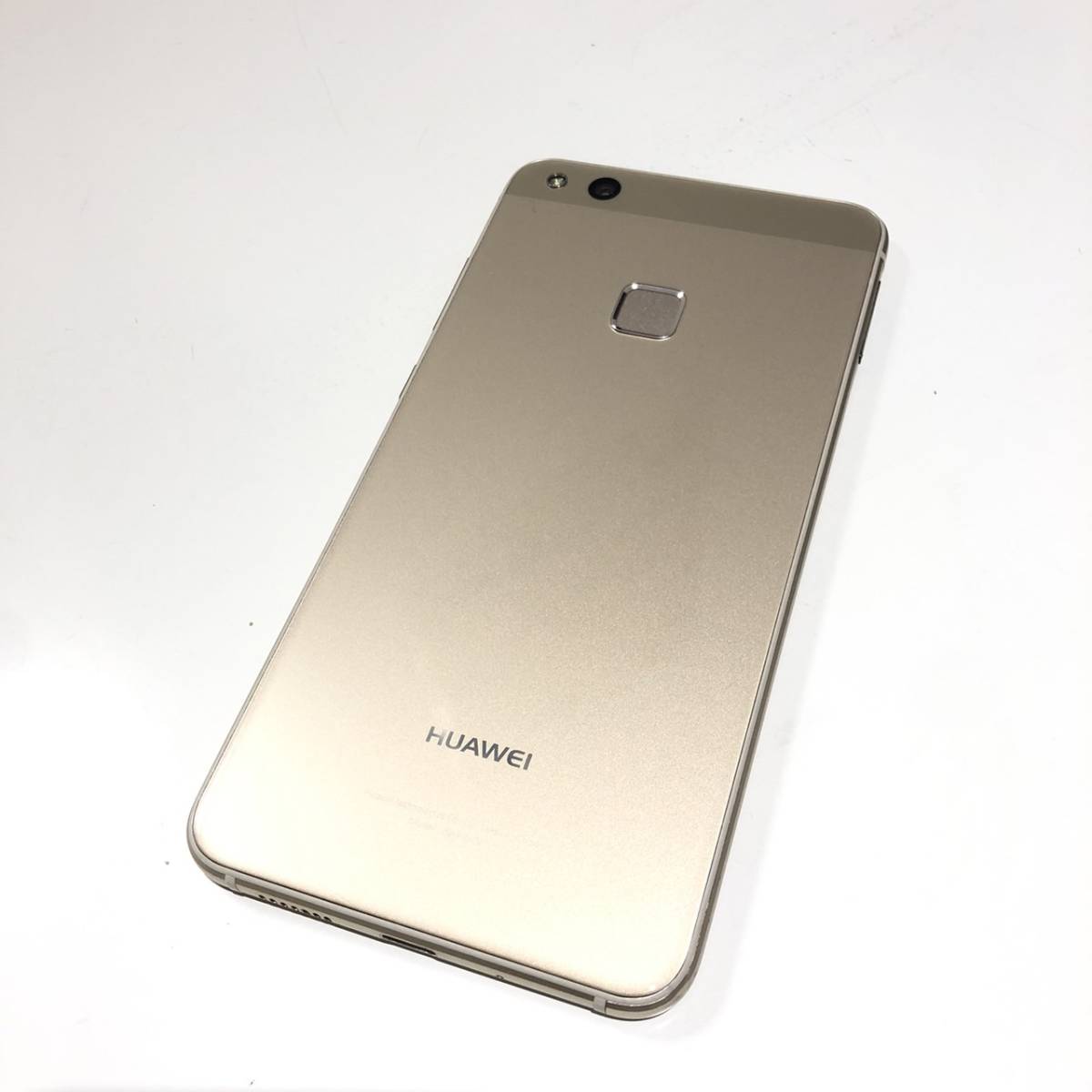 23055☆HUAWEI P10 lite 32GB ゴールド WAS-LX2J SIMフリー？ スマートフォン スマホ_画像3