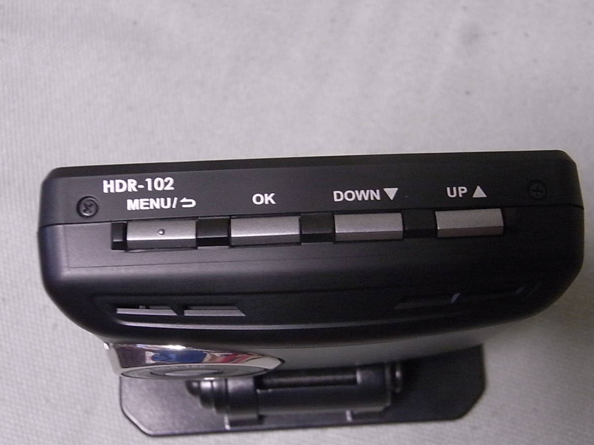 コムテック 高性能ドライブレコーダー ドラレコ HDR-102 駐車監視機能対応 衝撃録画 2.7インチ液晶 LED信号機対応　中古_画像4