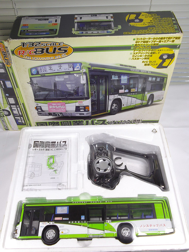 Yahoo!オークション - 1/32 国際興業バス ラジコン いすず Yahoo!オークション - 1/32 国際興業バス ラジコン いすず