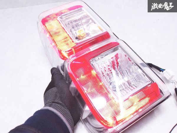 点灯OK ダイハツ 純正 L700S L710S ウェイク LED テール レンズ テール ランプ 左 左側 助手席側 TOKAIDENSO 20518 即納 棚P-3_画像8