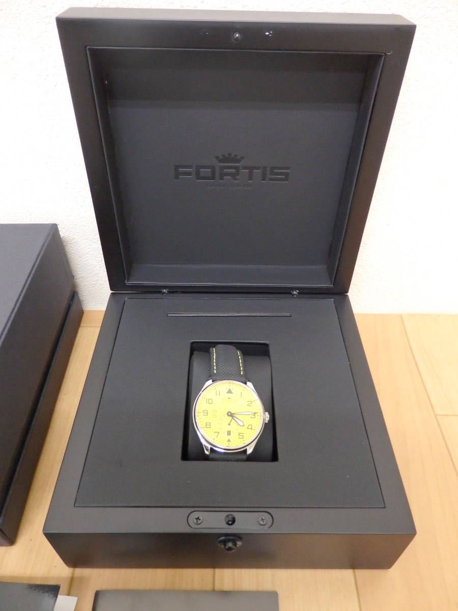F400-5.11) FORITIS AUTOMATIC / フォルティス　腕時計　DAH DAH Special 2　F812.0006 M-40 マリンマスターストーンGR　ブレス_画像4