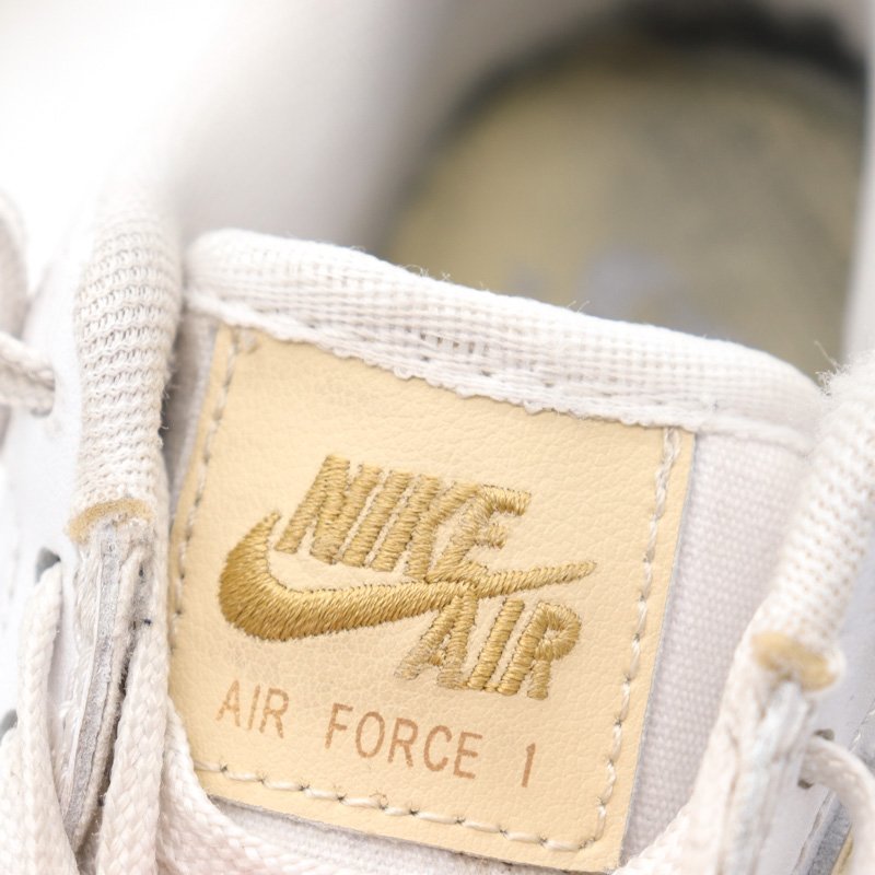 ナイキ スニーカー AIR FORCE1 07 ESS エアフォースワン CZ0270-150 シューズ 靴 レディース 22.5cmサイズ ホワイト NIKE_画像2